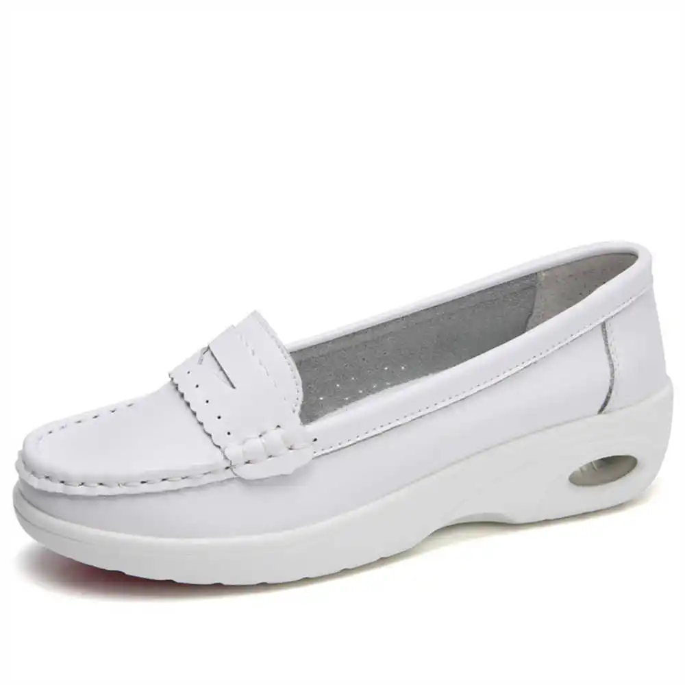Thick Sole Slipon White Traine - огляд і ціна Women'S Accessories Famous Footwear