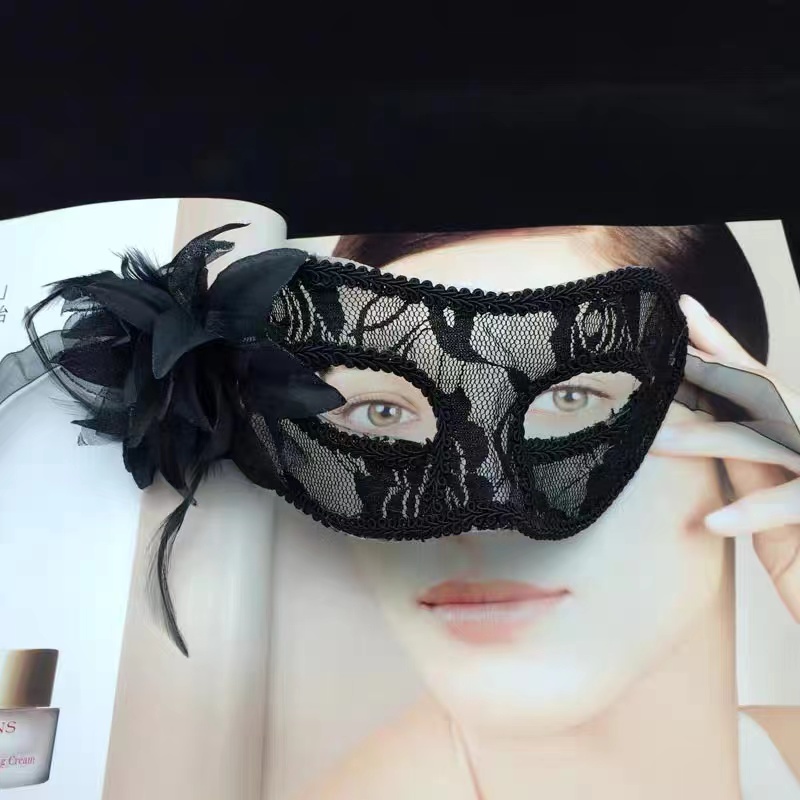 Flower High-End Makeup Ball Ma - огляд і ціна Women'S Accessories Designer